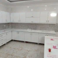 4مترکابینت بالا،4مترکابینت پایین باتمام یراق آلات