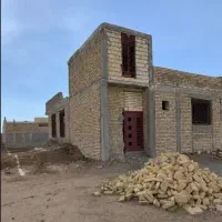 زمین ۳۰۰ متری با بنای نیمه‌ساز  اقساطی