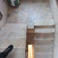 خونه یک طبقه ونیم ۹۰مترکوچه ۳متری به ۱۰متری