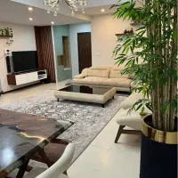 آپارتمان۱۲۵متر۳خواب/فول امکانات/درچندقدمی دریاچه