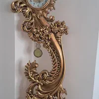 ساعت و ویترین