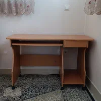 میز کامپیوتر