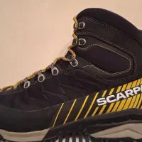 کفش کوهنوردی اسکارپا scarpa