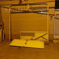 ۲ عدد درب حیاط ۳ لنگه و ۲ لنگه