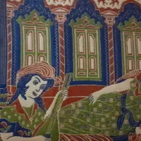 پشتی طرح دار در حد