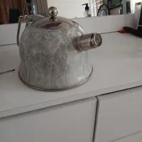 کتری دوونیم لیتری  مارک دالتون جنس عالی سوتی سالم
