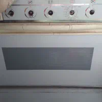 یک جفت فرش 12متری.دو عدد گاز5شعله