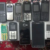 گوشی نوکیا ساده و لمسی