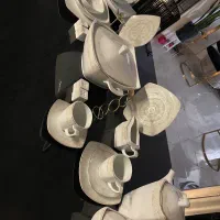 سرویس چینی  ۱۲ نفره