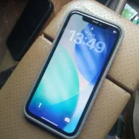 آیفون 11 نرمال