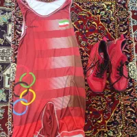 دوبنده و کفش کشتی