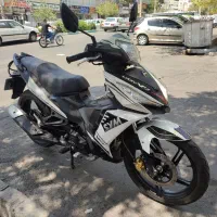 لاکی 185