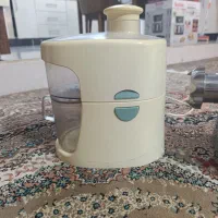 آبمیوه گیر