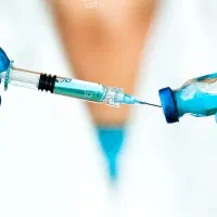 تزریقات در منزل بانوان