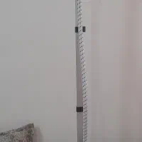 بخارگر اتو ایستاده