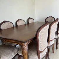 میز ناهار خوری هشت نفره