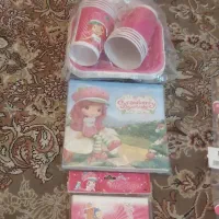 پک تم تولد دختر توت فرنگی