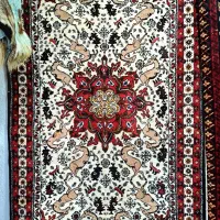 فرش دستباف زیبای سنگان نقشه گل آهو