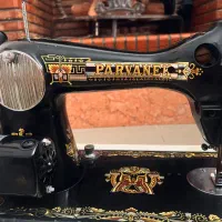 چرخ خیاطی کلاسیک، پدالی مدل پروانه