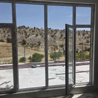 خانه باغ متراژ۳۰۰متردوکله ۱۰متری و۵متری