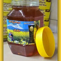 عسل مستقیم از زنبوردار نمونه اردبیل