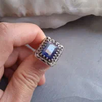 انگشتر یاقوت کبود طاها