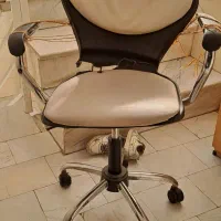 صندلی کامپیوتر-شکسته