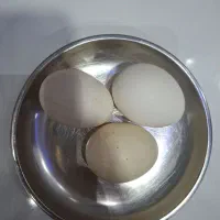 تخم مرغ محلی تازه