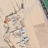 زمین-واقع-در-بوستان-جوان