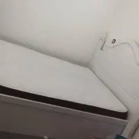 تخت خواب دو نفره با تشک رویال در حد نو