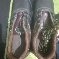 کفش ایمنی نو دوجفت بخر سه جفت ببر