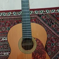 گیتار admira