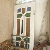 دو عدد درب چوبی شیشه رنگی کاملا سالم