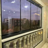 اجرا شیشه بالکنی،نرده شیشه ای و کرکره برقی