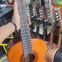 گیتار C70 سری قدیم