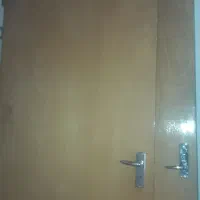 درب چوبی روغنی