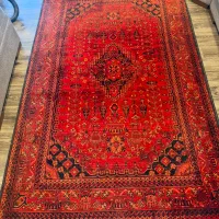 فرش ماشینی کرامتیان طرح بلوچ زمینه لاکی