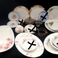 ظروف قدیمی گلسرخی ملامین پیاله استکان دیوارکوب