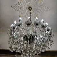 چند عدد لوستر به فروش میرسد