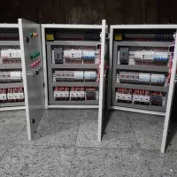 طراحی و عیب‌یابی تابلو برق صنعتی PLC و بوستر پمپ