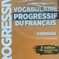کتاب وکب پروگرسیو فرانسه Vocabulaire progressif A1