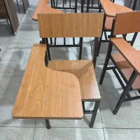 صندلی و میز با ارتفاع مناسب