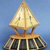 ساعت رومیزی قدیمی سوئیسی خورشیدی  montre royale