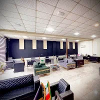 نیازمند مشاور مرد جهت بازدیدو گردش مشتریان مجموعه