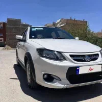کوئیک ۱۴۰۱ سفید