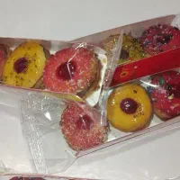 شیرینی آلمانی و مربایی فله و بسته بندی خورشید نو