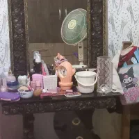 کنسول و آینه