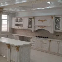 ساخت انواع کابینت ـ درب ـ نرده وپله چوبی