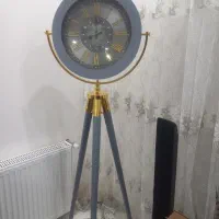 ساعت ایستاده