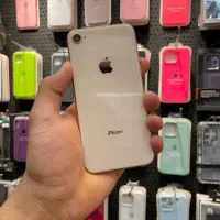 آیفون 8 کارکرده خیلی تمیز